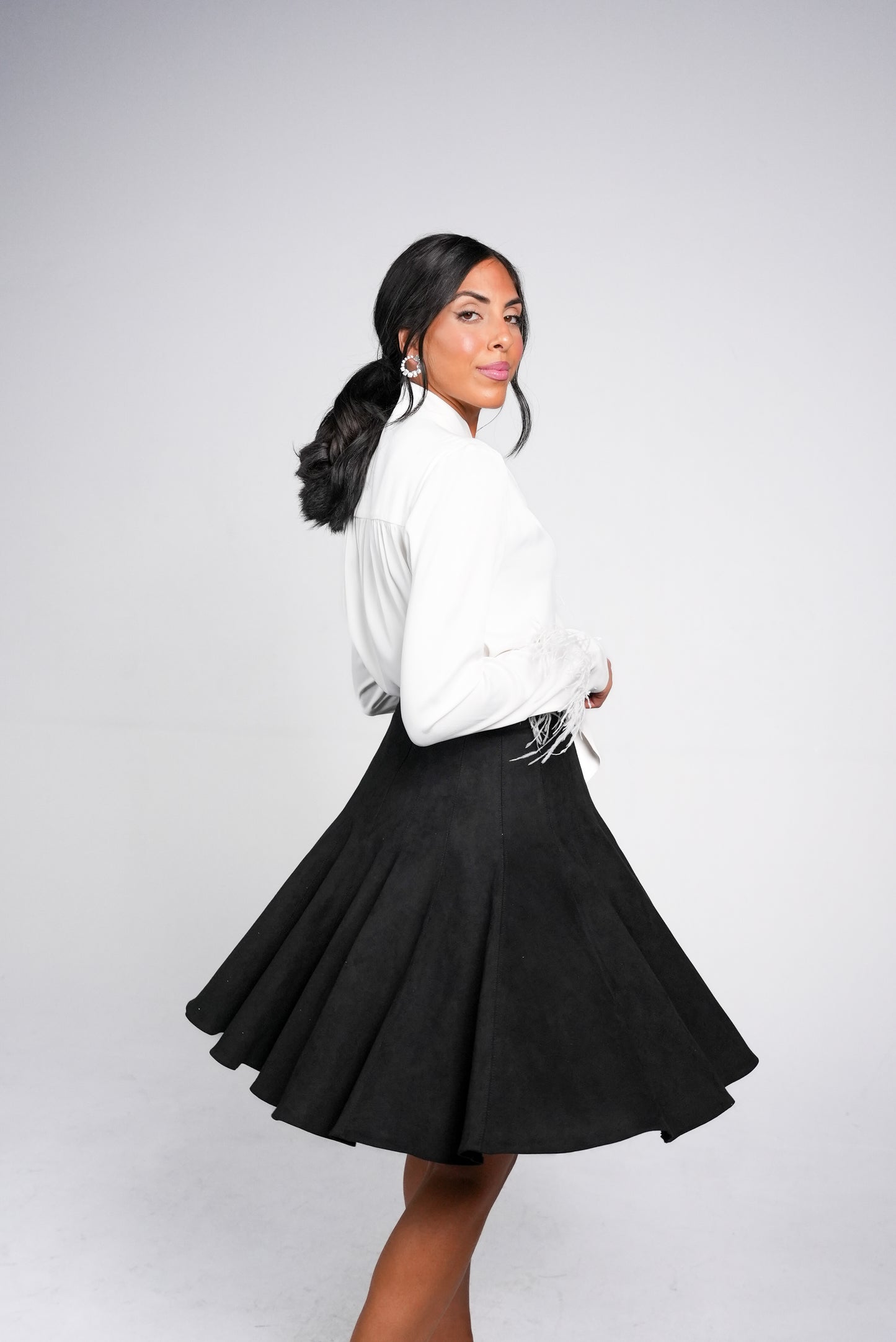 BELLA SKIRT IN BLACK